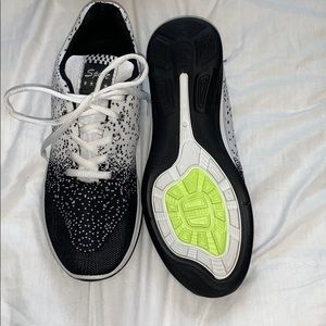 Black and white spotted shoes